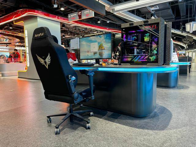验：傲风电竞椅门店的场景化创新pg电子中文模拟器打造沉浸式体(图2)